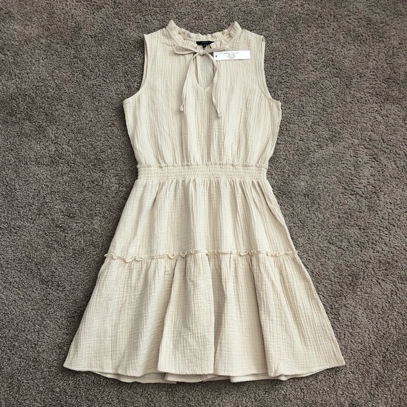 DREW Anthropologie Taupe Tiered Mini Dress Size S - Picture 1 of 10